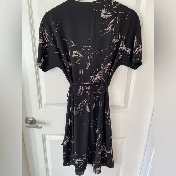 Babaton by Aritzia | Wallace dress | Printed, wrap dress | Drapes beautifully - Picture 2 of 7